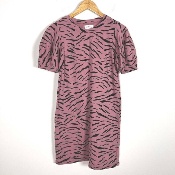 2/$30 Velvet by Graham‎ & Spencer Animal PrintPuff Sleeve Mini Dress XS - Picture 2 of 4